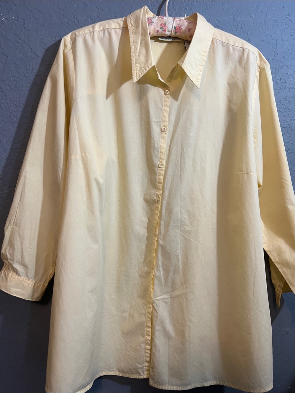 White Stag Woman Pale Yellow Button-Down Shirt